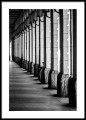Wrocław - Arkady, autor: Mateusz Gzik. Czarno-biała fotografia architektury. Plakat do mieszkania.